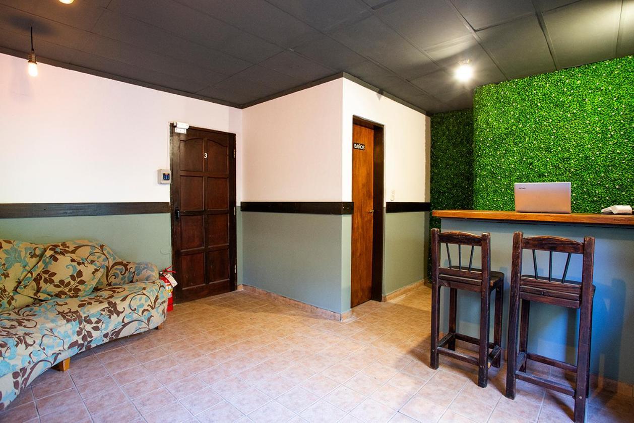 Cucu Haus Hostel 라 쿰브레시타 외부 사진